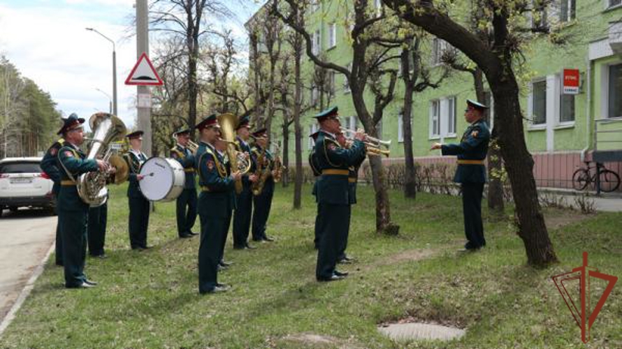 В Уральском округе Росгвардии чествовали ветеранов Великой Отечественной войны (видео)