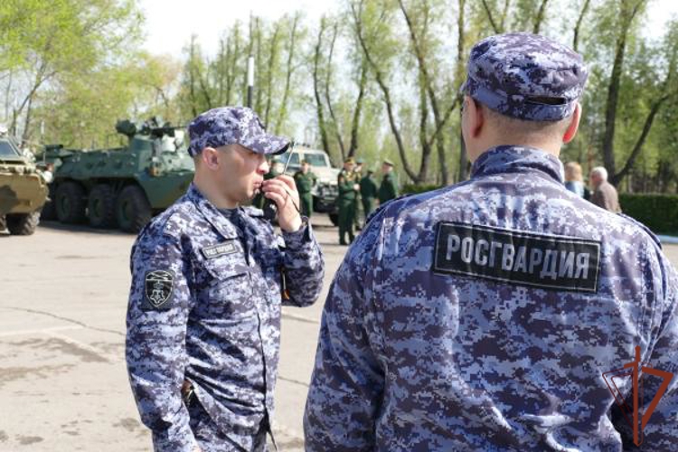 Росгвардейцы в Сибири активно участвуют в патриотических мероприятиях и акциях, посвященных юбилею Победы