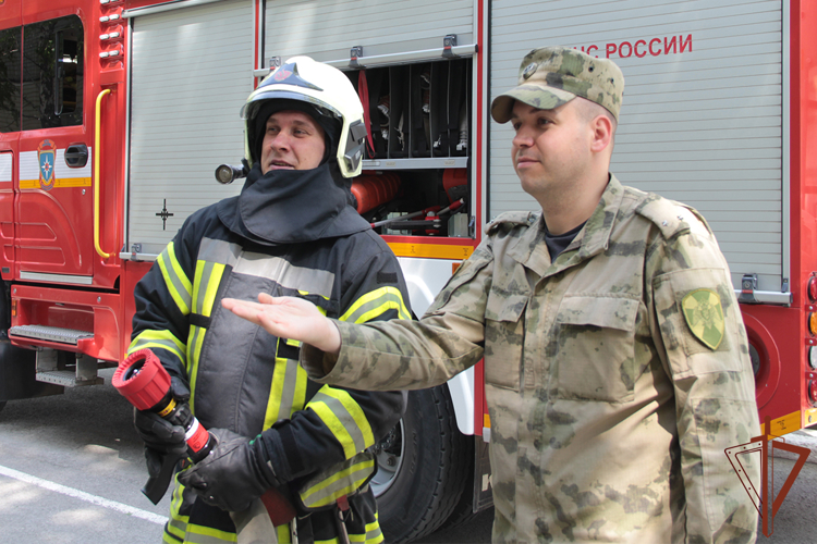 Совместные с МЧС пожарно-профилактические мероприятия проведены в Управлении Росгвардия по Тюменской области