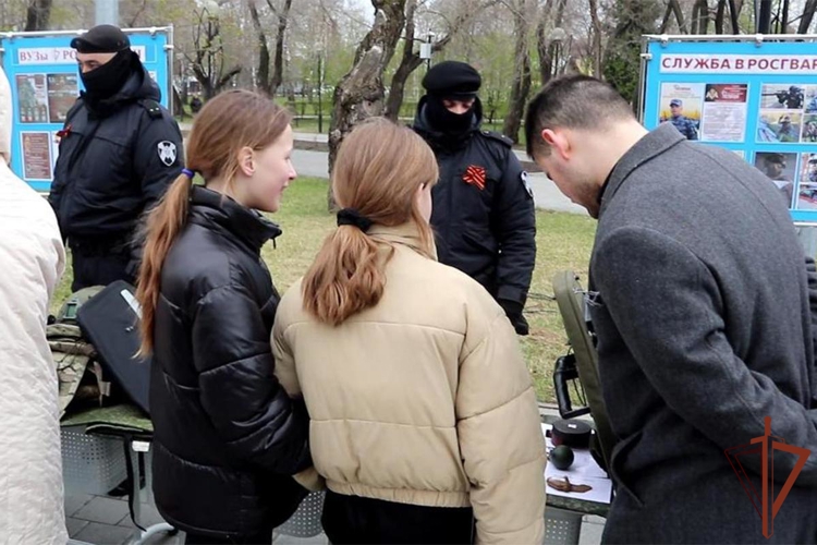 Представители Росгвардии на Урале продолжают принимать участие в патриотических мероприятиях, посвященных 80-летию Победы
