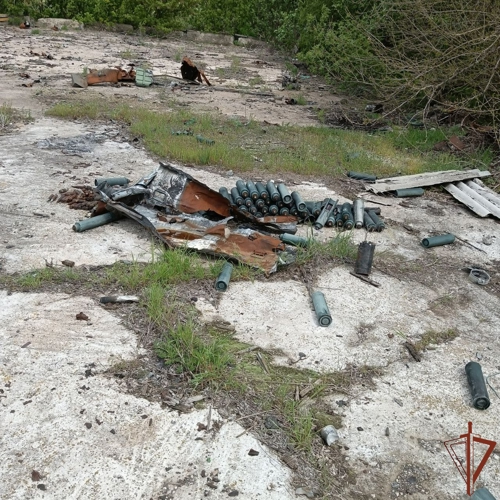 Росгвардия показала кадры уничтожения боеприпасов, обнаруженных на донецком направлении (видео)