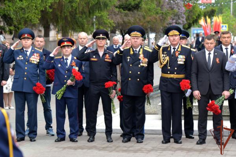 В Уральском округе Росгвардии проходят мероприятия в честь 80-летия Великой Победы