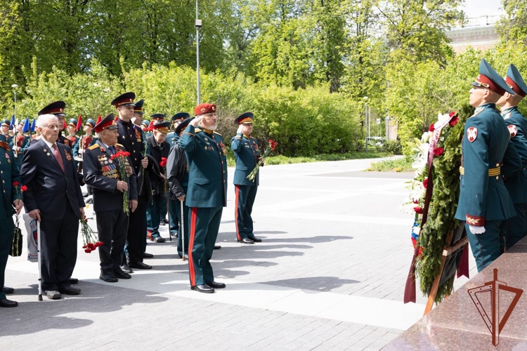 В Росгвардии поздравили ветеранов Великой Отечественной войны с 80-летием Победы (видео)