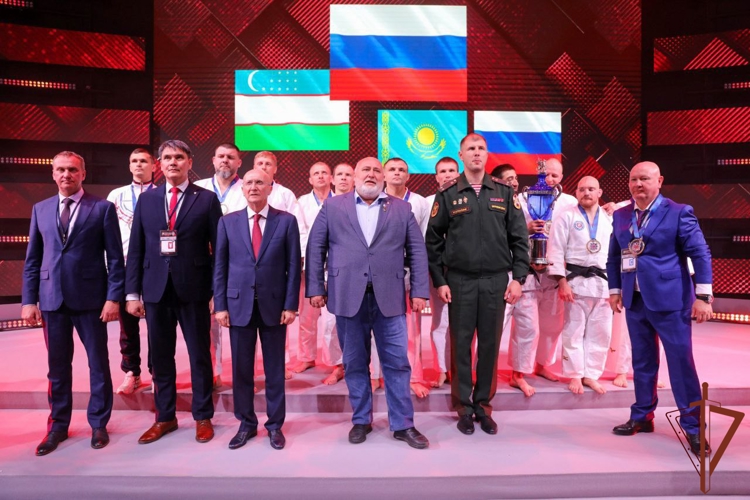 Команда Росгвардии завоевала «золото» на Международном чемпионате по дзюдо (видео)