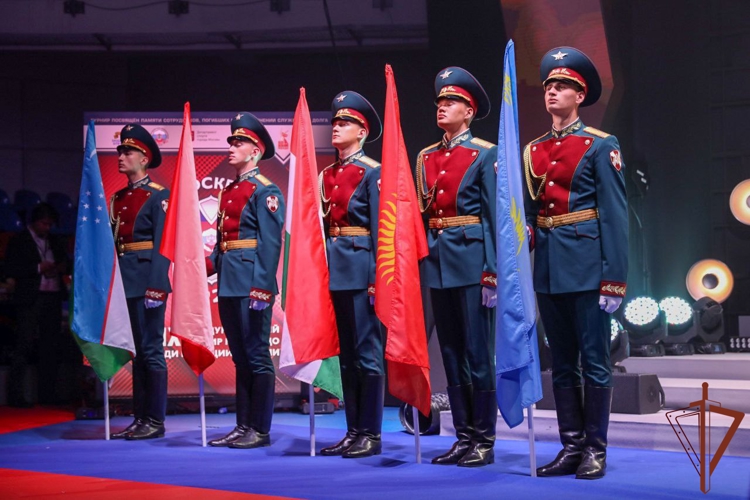 Команда Росгвардии завоевала «золото» на Международном чемпионате по дзюдо (видео)