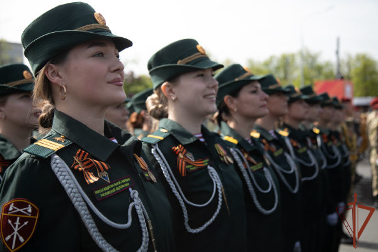 В Приволжье росгвардейцы приняли участие в праздновании Дня Победы