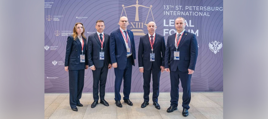 Делегация Росгвардии приняла участие в ХIII Петербургском международном юридическом форуме