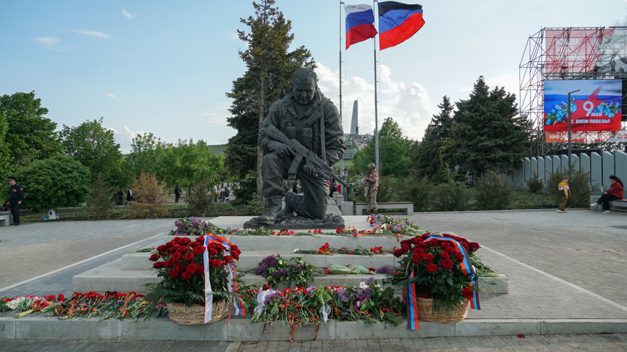 В День Победы росгвардейцы приняли участие в обеспечении общественной безопасности в ДНР