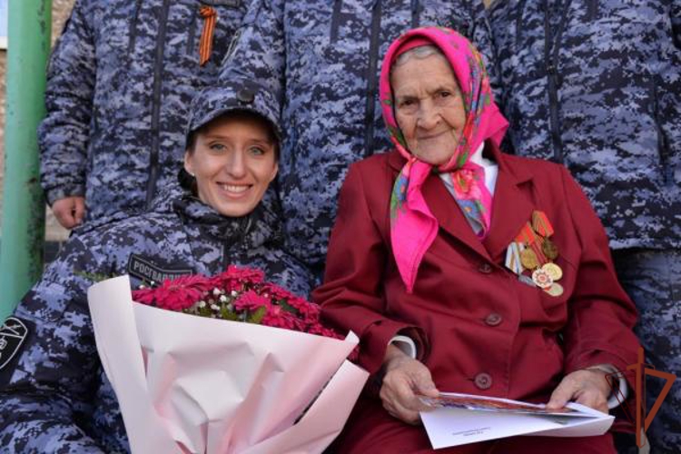 В Уральском округе Росгвардии чествовали ветеранов Великой Отечественной войны (видео)