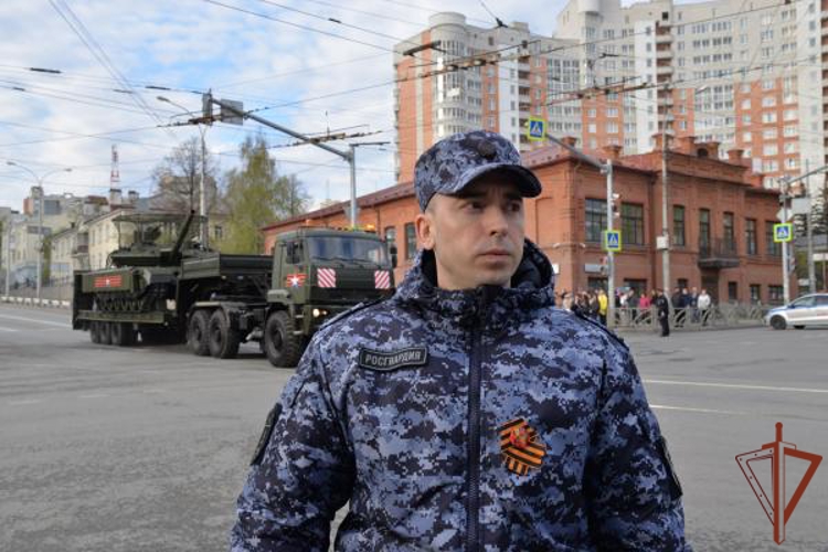 Росгвардия обеспечила безопасность празднования Дня Победы на Урале