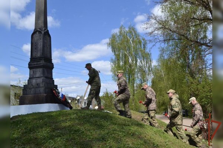 Представители Центрального округа Росгвардии участвуют в памятных мероприятиях к 80-летию Победы