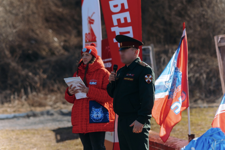 Военно-спортивный квест провели военнослужащие спецназа Росгвардии для кузбассовцев