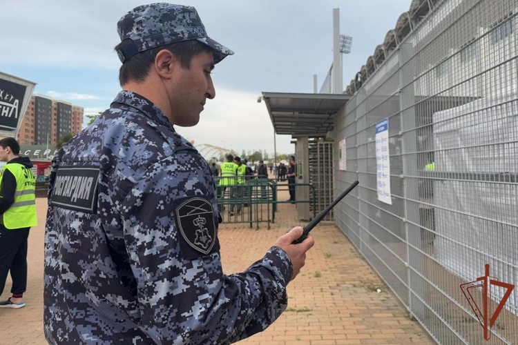 В Дагестане росгвардейцы обеспечили безопасность футбольного матча Российской премьер-лиги