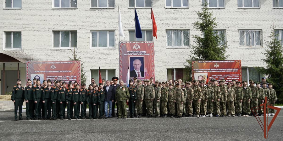 Церемония принятия присяги воспитанниками «Гвардейской смены» состоялась в Управлении Росгвардии по Ульяновской области  
