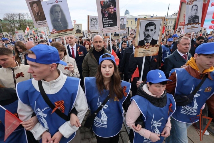 Росгвардейцы присоединились к акции «Бессмертный полк» на Урале