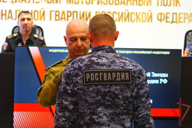 Командующий Северо-Западным округом Росгвардии проверил организацию обеспечения общественной безопасности в Калининграде (видео)