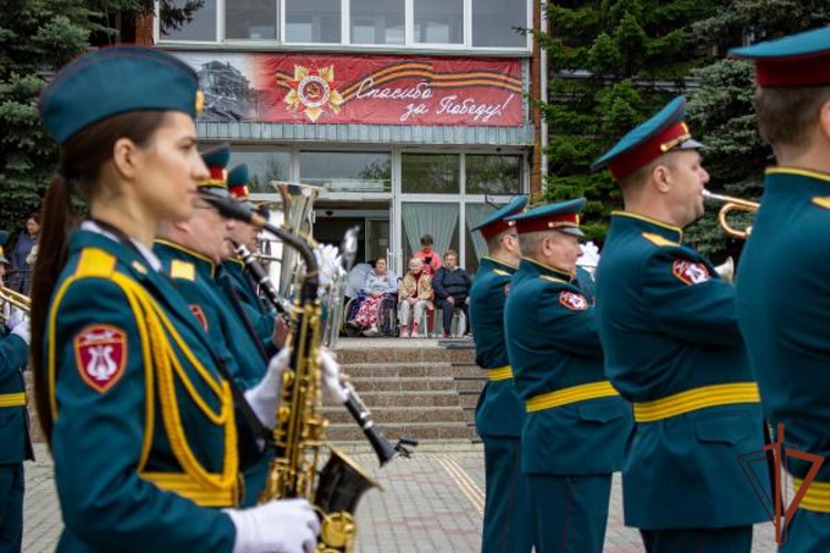 В Уральском округе Росгвардии чествовали ветеранов Великой Отечественной войны (видео)