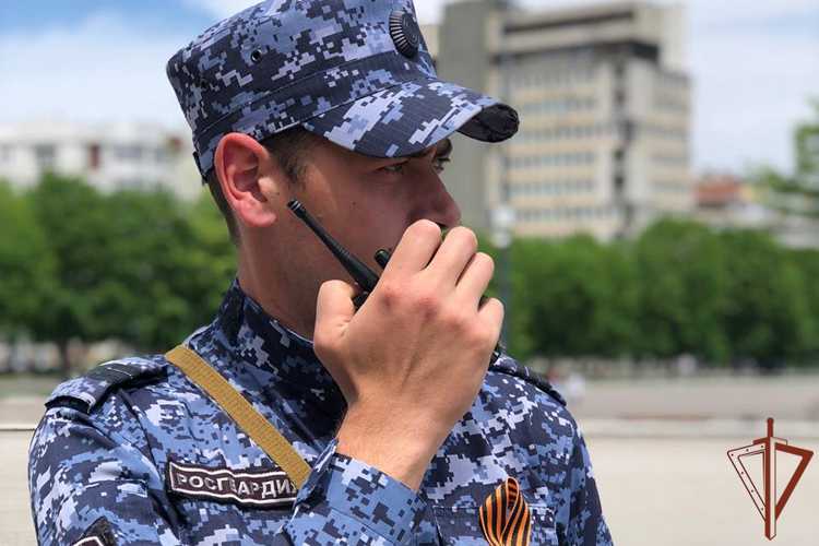 На Северном Кавказе росгвардейцы приняли участие в обеспечении общественной безопасности в День Победы