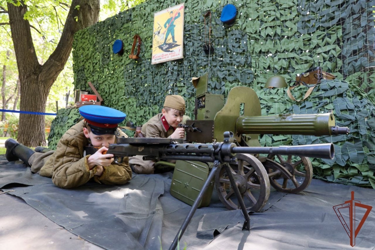 Росгвардейцы провели праздник для семей военнослужащих и сотрудников в Москве