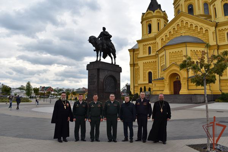 Представители Главного военно-политического управления и РПЦ посетили Приволжский округ Росгвардии