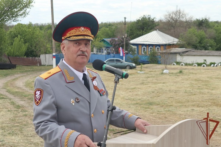 Росгвардейцы поддержали ведомственную акцию «Вахта памяти. Сыны Великой Победы» в Ростовской области