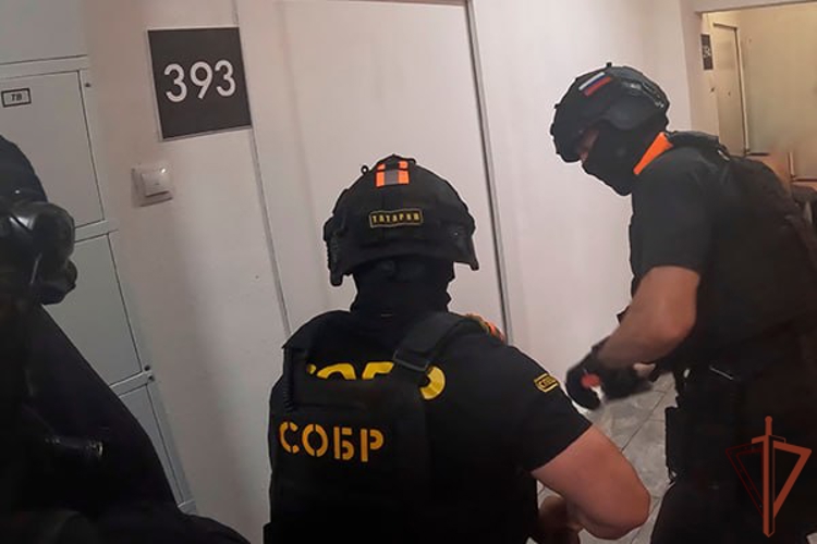 При содействии спецназа Росгвардии в Москве задержаны подозреваемые в вымогательстве (видео)