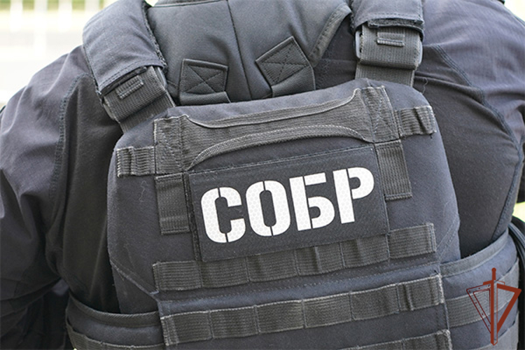 При содействии столичного СОБР Росгвардии задержаны подозреваемые в убийстве