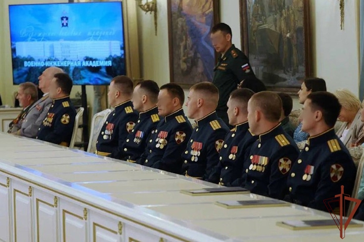 В Военно-инженерной академии Минобороны России состоялся выпуск офицеров войск национальной гвардии