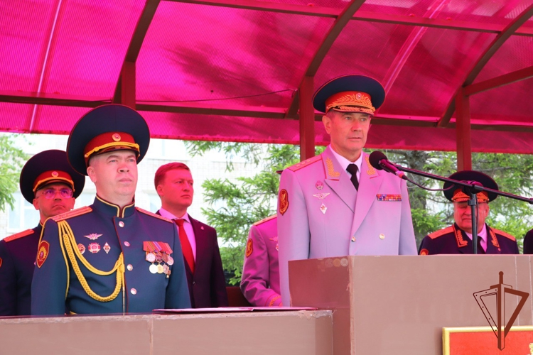 В Пермском военном институте Росгвардии состоялся выпуск молодых офицеров (видео)