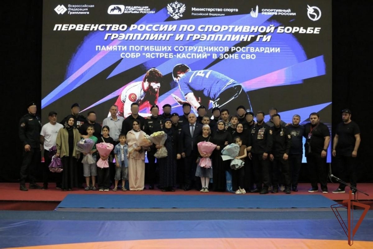 В Дагестане прошло Первенство России по спортивной борьбе памяти погибших сотрудников СОБР Росгвардии
