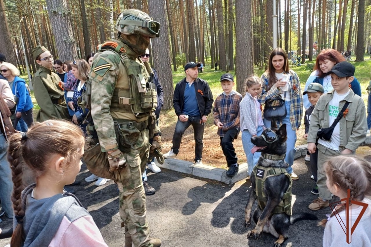 Мероприятия по случаю Дня образования кинологических подразделений Росгвардии прошли в Сибири