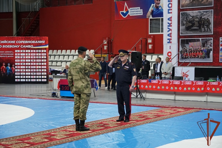 Всероссийские соревнования по боевому самбо памяти погибших сотрудников ОМОН «Кречет» Росгвардии завершились в Бурятии 