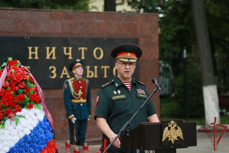 Мероприятия ко Дню памяти и скорби прошли в Центральном округе Росгвардии