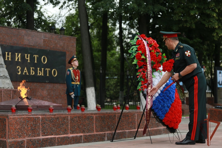 Мероприятия ко Дню памяти и скорби прошли в Центральном округе Росгвардии