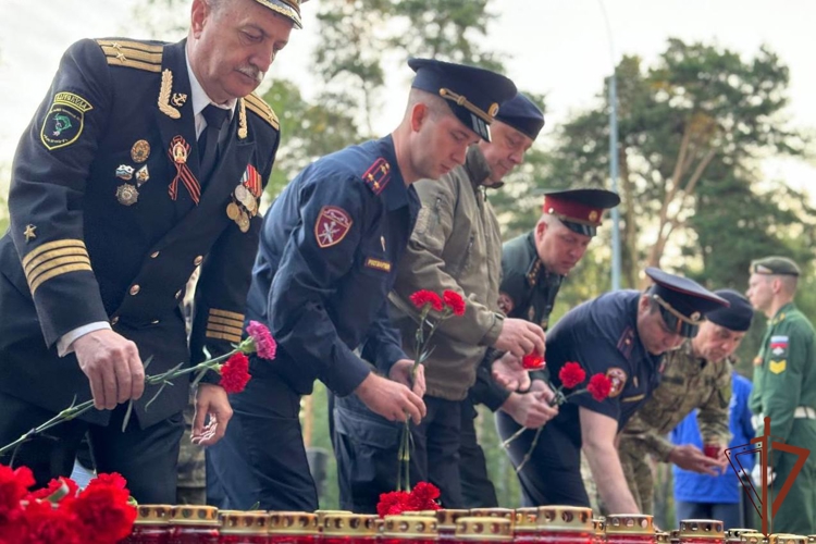 Мероприятия ко Дню памяти и скорби прошли в Центральном округе Росгвардии