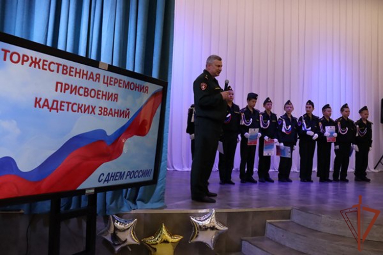 На Дальнем Востоке росгвардейцы приняли участие в мероприятиях ко Дню России
