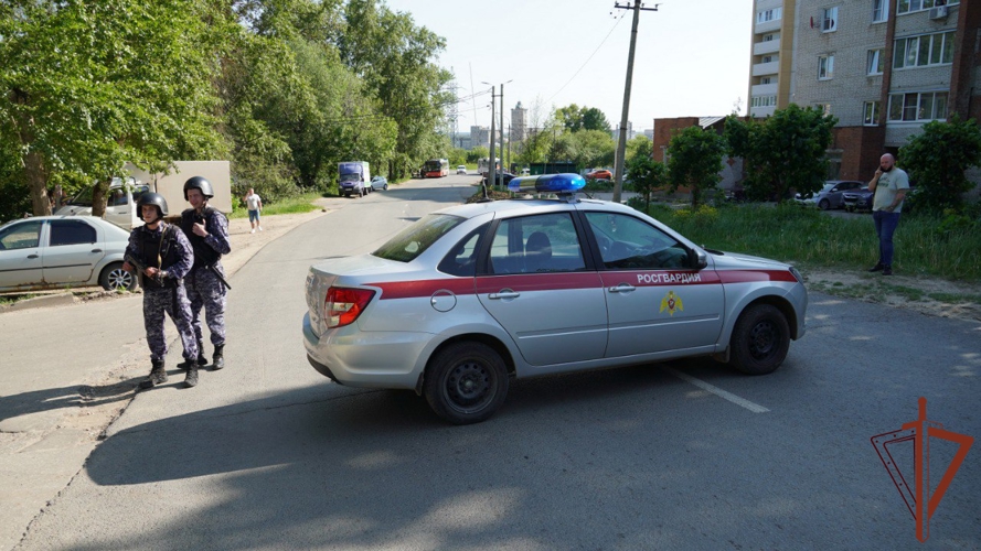 Росгвардейцы задержали устроившего стрельбу из ружья мужчину во Владимире