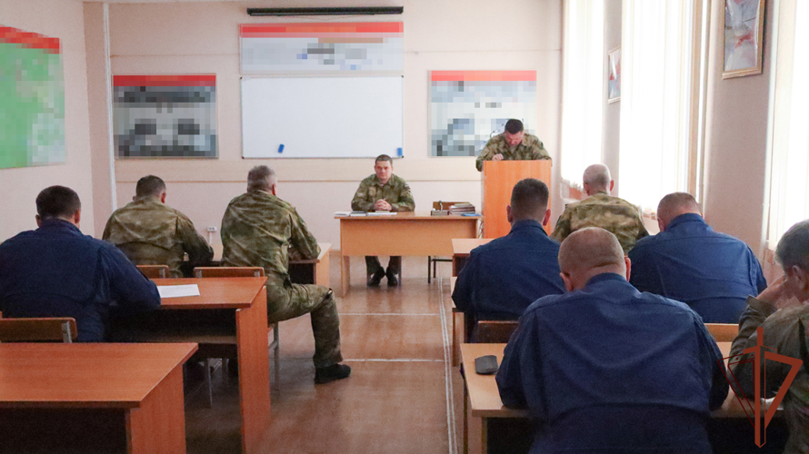 В Екатеринбурге завершился сбор с личным составом авиации Уральского округа Росгвардии