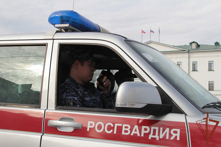 Безопасность международных фестивалей на Урале обеспечили росгвардейцы