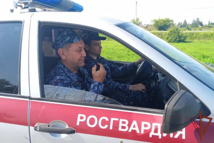 Сотрудники Росгвардии предотвратили возгорание в почтовом отделении Омска