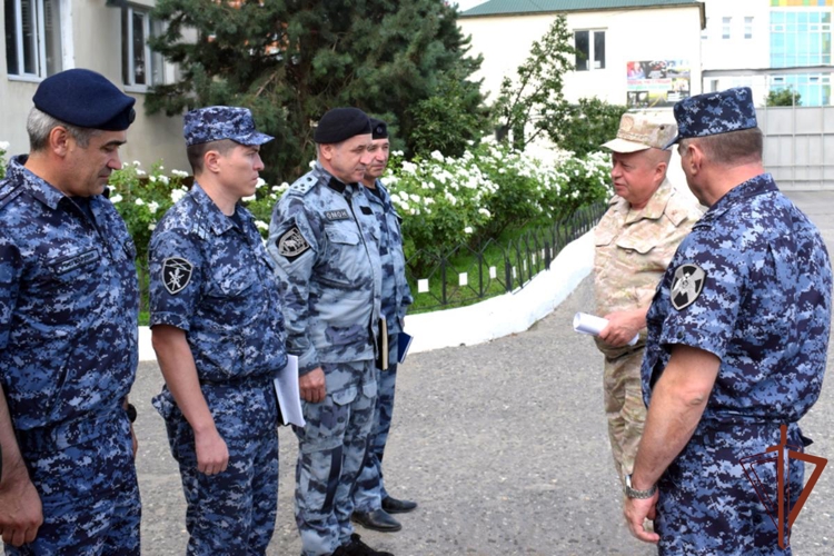 Заместитель командующего Северо-Кавказским округом Росгвардии проинспектировал подразделения объединения в Дагестане