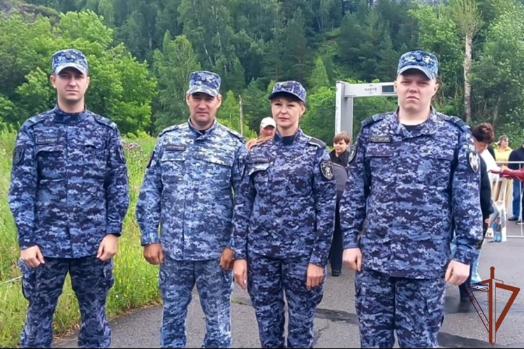 Росгвардейцы обеспечили безопасность массовых мероприятий в Кузбассе