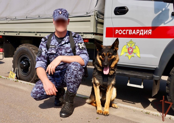 В Санкт-Петербурге росгвардейцы обеспечили безопасность футбольного матча 