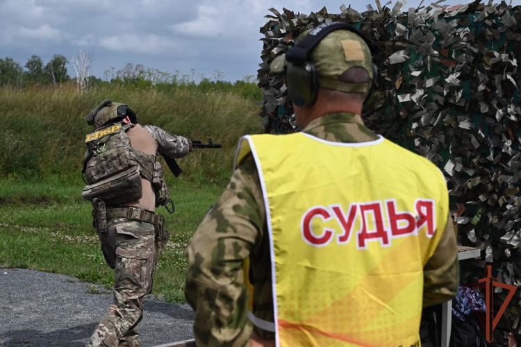 Чемпионат по служебно-боевой стрельбе прошел в Сибирском округе Росгвардии