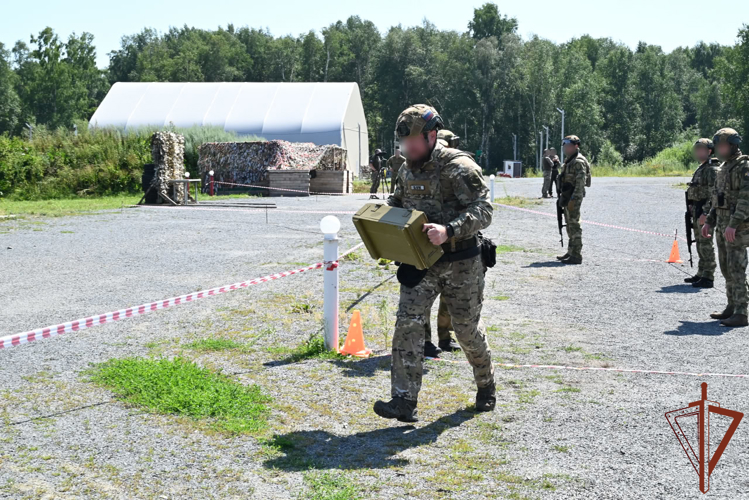 Чемпионат по служебно-боевой стрельбе прошел в Сибирском округе Росгвардии