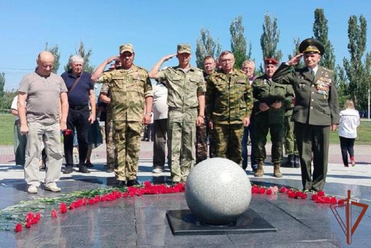 Росгвардейцы в регионах Сибири почтили память ветеранов боевых действий
