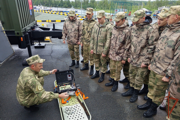 Учебно-методический сбор водолазов Уральского округа Росгвардии проходит в Челябинской области
