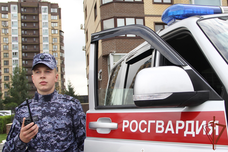 Сотрудники Росгвардии обеспечили безопасность массовых мероприятий в регионах Урала