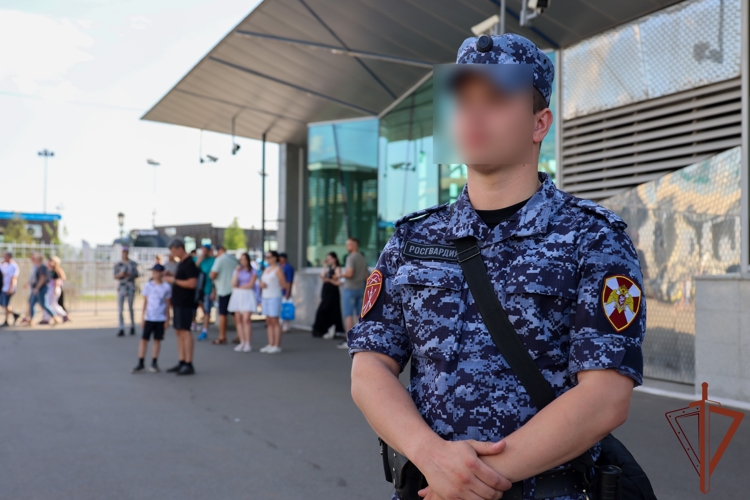 Безопасность матча РПЛ в Санкт-Петербурге обеспечили росгвардейцы