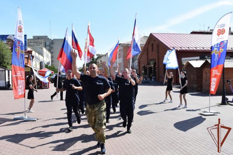 Росгвардейцы в регионах Сибири приняли участие в спортивных мероприятиях ко Дню физкультурника